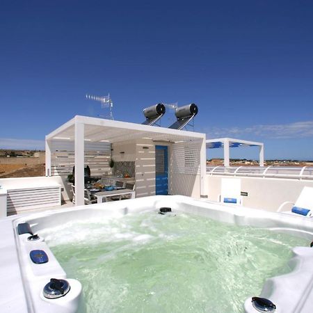 Itaca E Medea - Appartamenti Con Idromassaggio In Terrazza San Vito Lo Capo Eksteriør bilde