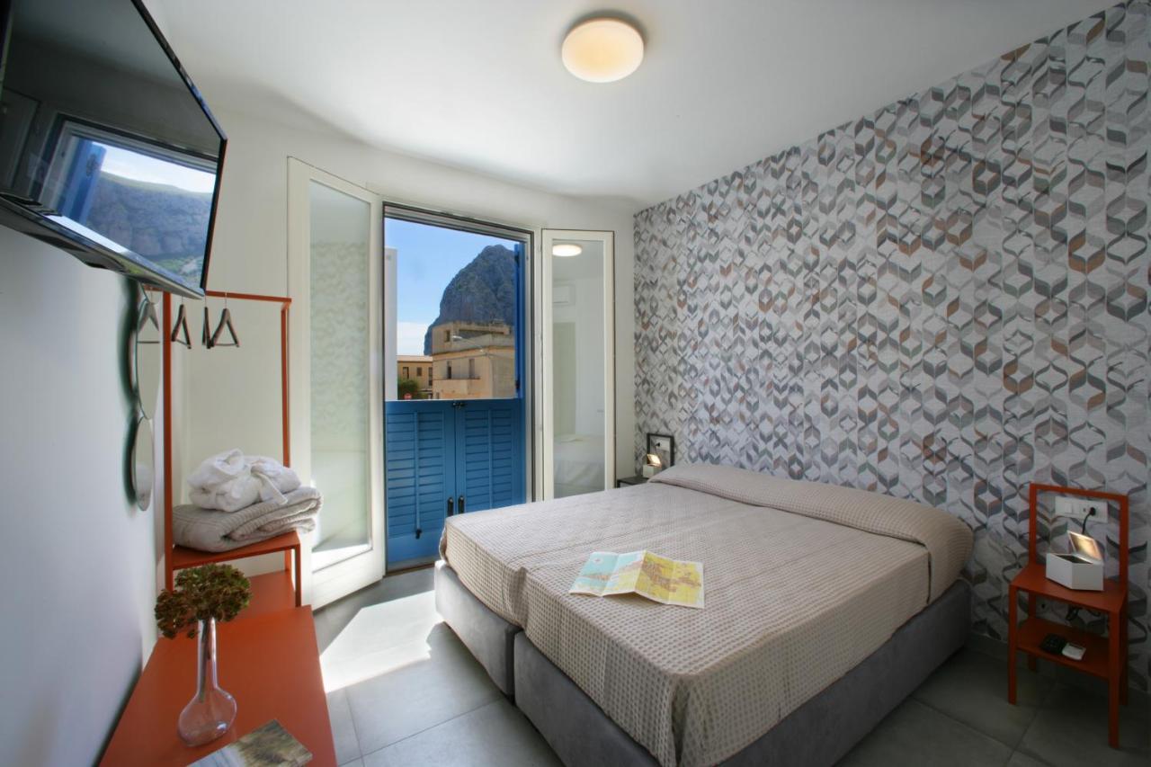 Itaca E Medea - Appartamenti Con Idromassaggio In Terrazza San Vito Lo Capo Eksteriør bilde