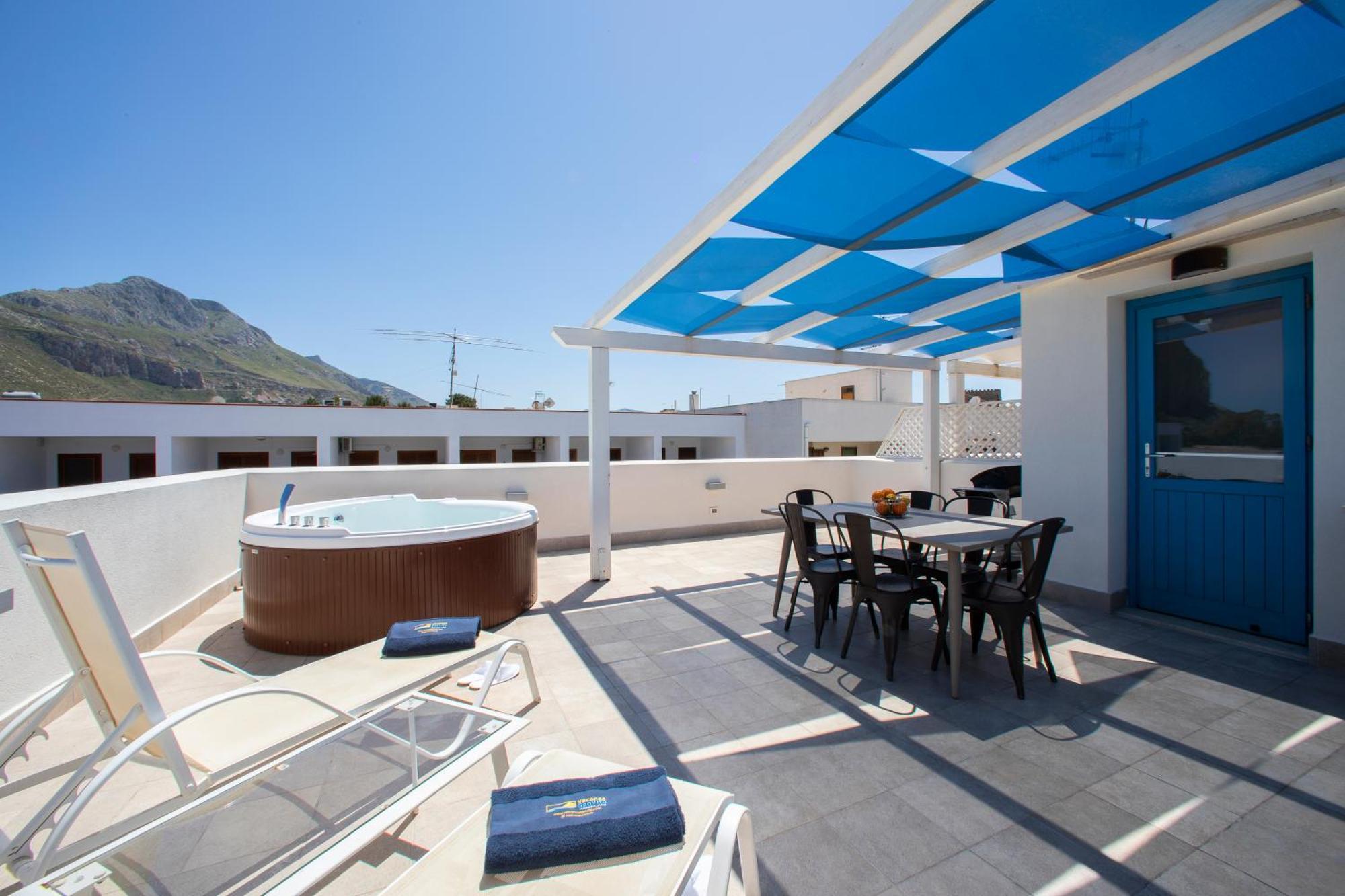 Itaca E Medea - Appartamenti Con Idromassaggio In Terrazza San Vito Lo Capo Eksteriør bilde